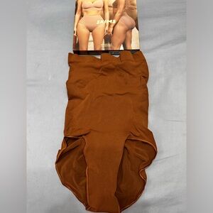 SKIMS Seamless Sculpt High Waist Brief Bronze color size M